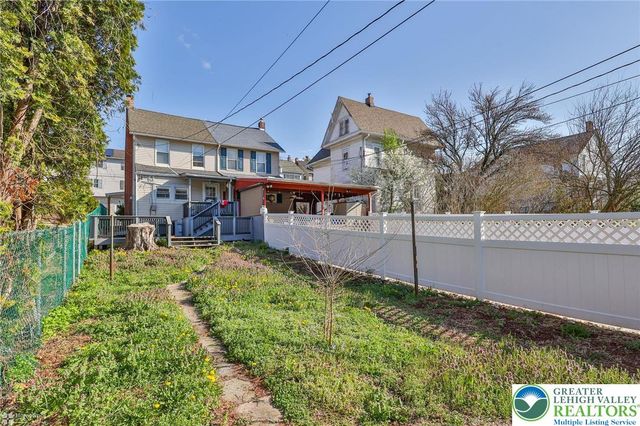 319 Chestnut Street, Slatington Boro, PA 18080
