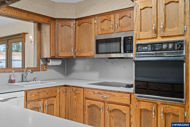 9931 S Highway 211, Canby, OR 97013