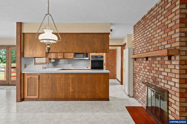 9931 S Highway 211, Canby, OR 97013