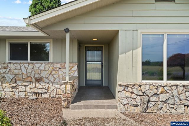 9931 S Highway 211, Canby, OR 97013
