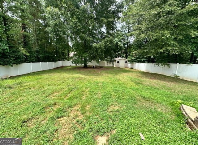 11939 Olmstead Drive, Fayetteville, GA 30215