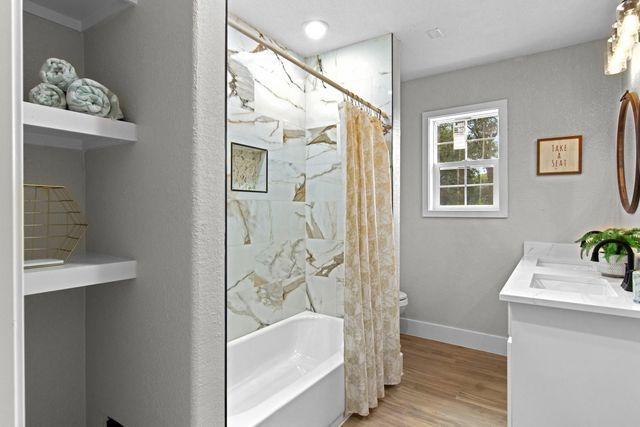 15529 Pine Street, Santa Fe, TX 77517