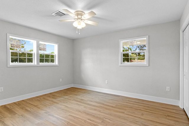 15529 Pine Street, Santa Fe, TX 77517