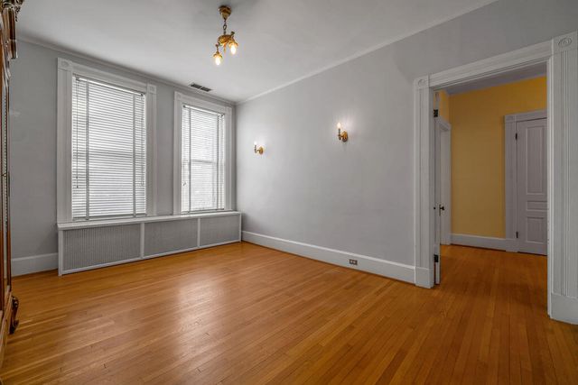 452 W Third Street, Lexington, KY 40508