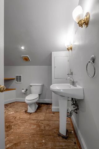 452 W Third Street, Lexington, KY 40508