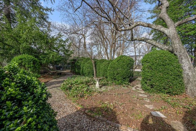 452 W Third Street, Lexington, KY 40508