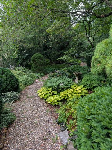 452 W Third Street, Lexington, KY 40508