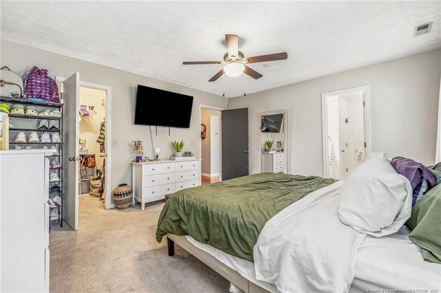 335 Woodberry Circle, Raeford, NC 28376