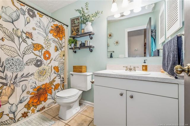 335 Woodberry Circle, Raeford, NC 28376