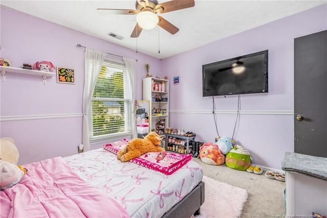 335 Woodberry Circle, Raeford, NC 28376