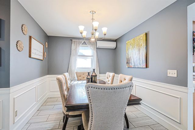 4 Farmer Street, Manchester, NH 03104