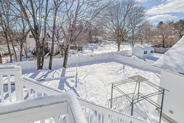 4 Farmer Street, Manchester, NH 03104