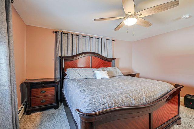 4 Farmer Street, Manchester, NH 03104