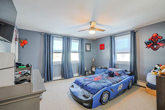 4 Farmer Street, Manchester, NH 03104