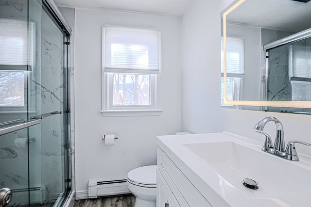 4 Farmer Street, Manchester, NH 03104