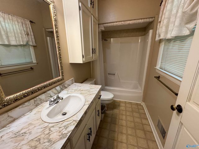 1319 Byron Avenue, Boaz, AL 35957