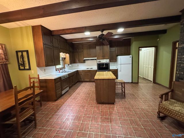 1319 Byron Avenue, Boaz, AL 35957