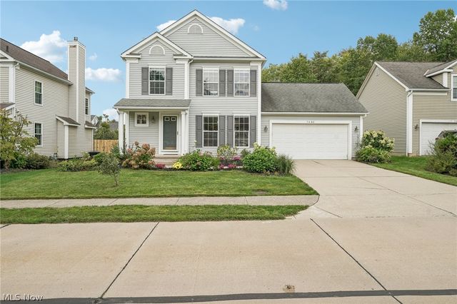 7680 Woodpath Drive, Hudson, OH 44236