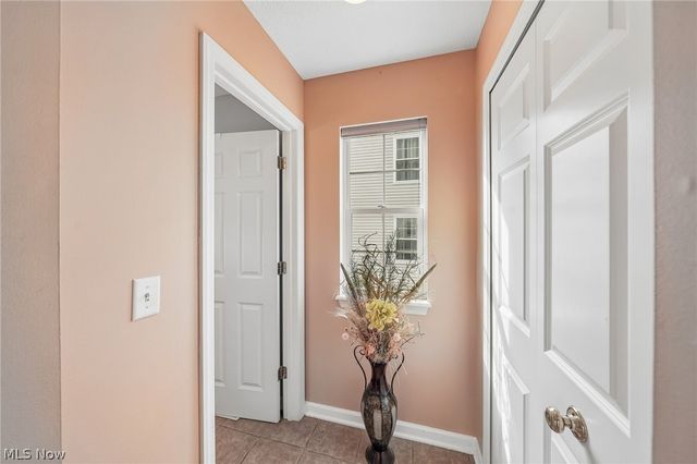 7680 Woodpath Drive, Hudson, OH 44236