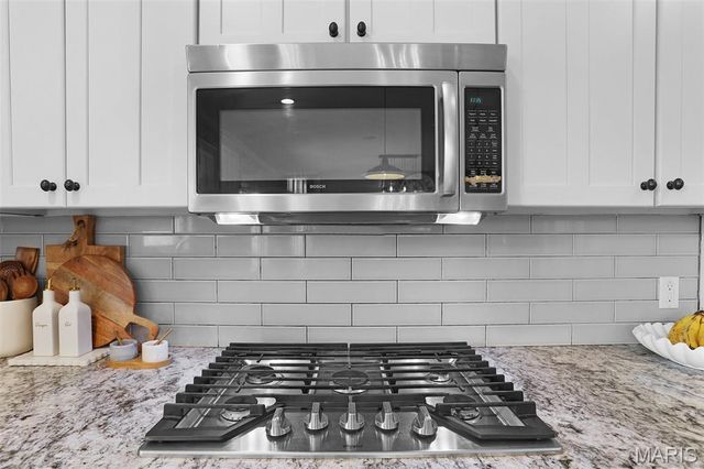 3813 N Arbor Lake Drive, Edwardsville, IL 62025