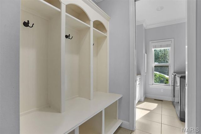 3813 N Arbor Lake Drive, Edwardsville, IL 62025