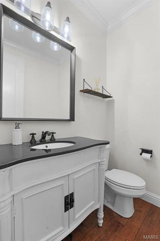 3813 N Arbor Lake Drive, Edwardsville, IL 62025