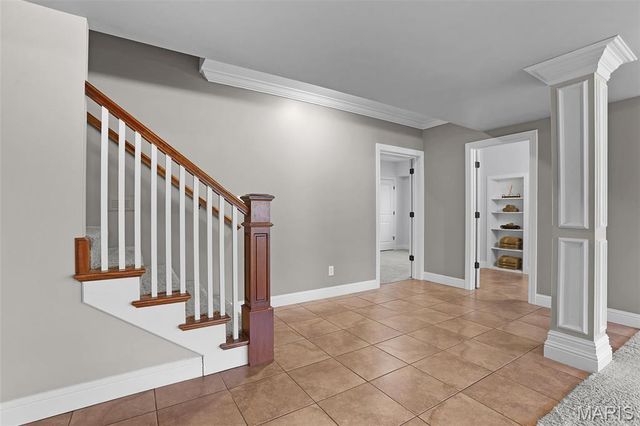 3813 N Arbor Lake Drive, Edwardsville, IL 62025