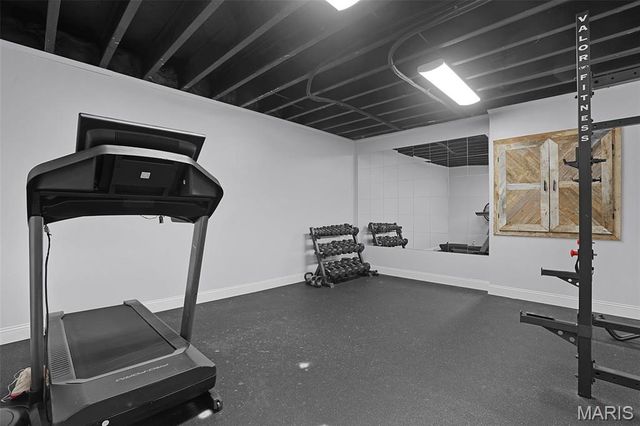 3813 N Arbor Lake Drive, Edwardsville, IL 62025