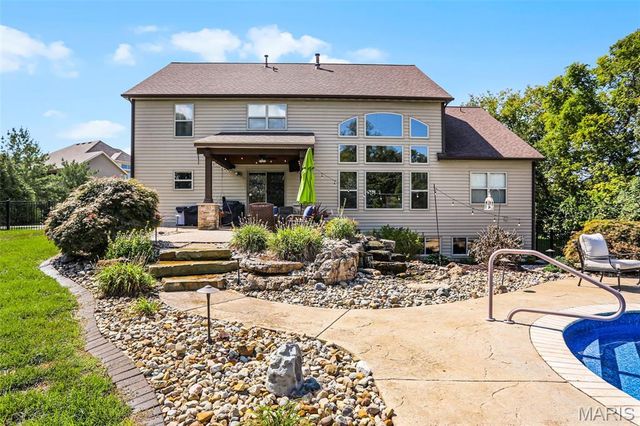 3813 N Arbor Lake Drive, Edwardsville, IL 62025