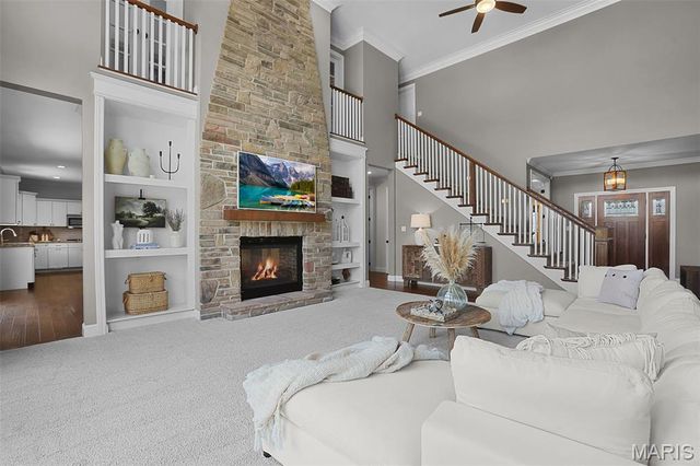 3813 N Arbor Lake Drive, Edwardsville, IL 62025