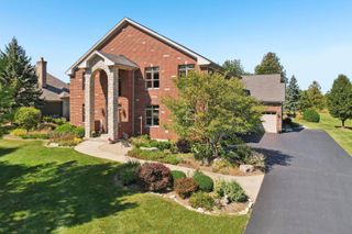9804 Palmer Drive, Lakewood, IL 60014