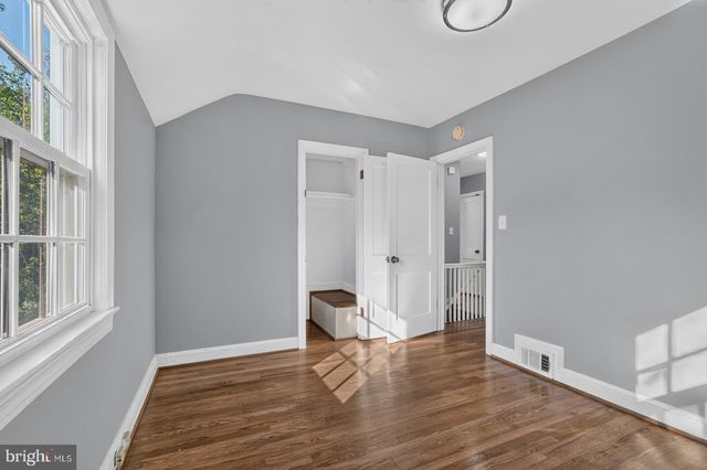 908 GLAIZEWOOD CT, Takoma Park, MD 20912