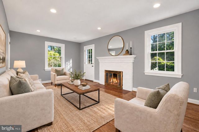 908 GLAIZEWOOD CT, Takoma Park, MD 20912