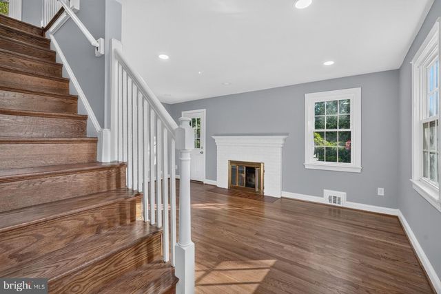 908 GLAIZEWOOD CT, Takoma Park, MD 20912