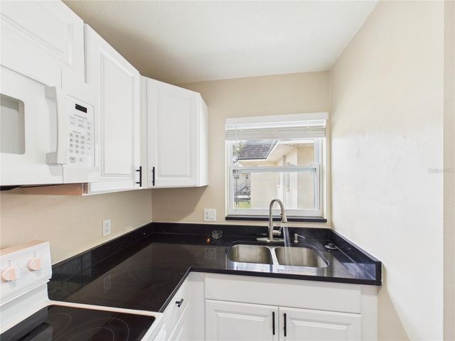 2800 E 113TH AVENUE 219, Tampa, FL 33612