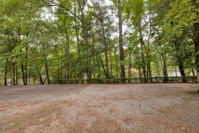 1470 Barnwell Drive, Sumter, SC 29154