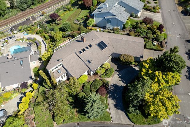 70 Hewitt Drive, Steilacoom, WA 98388