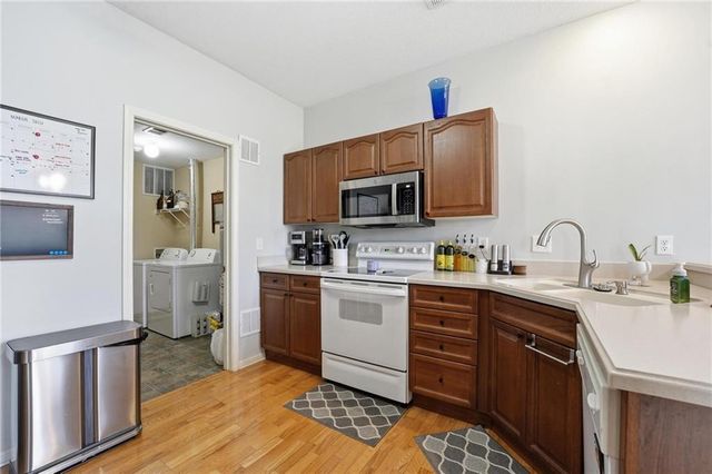 21050 W 118th Terrace, Olathe, KS 66061