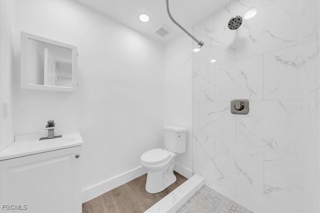 239 State ST, North Fort Myers, FL 33903