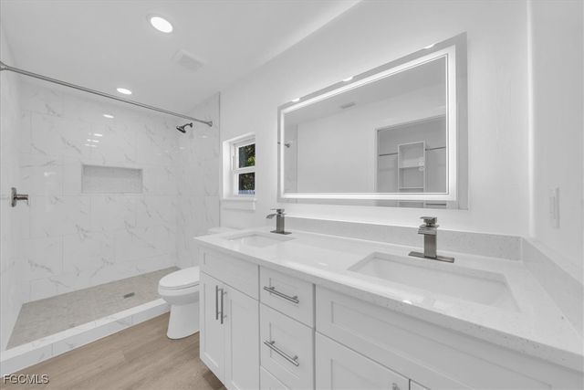 239 State ST, North Fort Myers, FL 33903