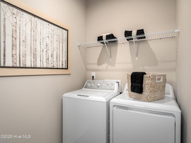 4012 Farmfield Drive NE, Leland, NC 28451