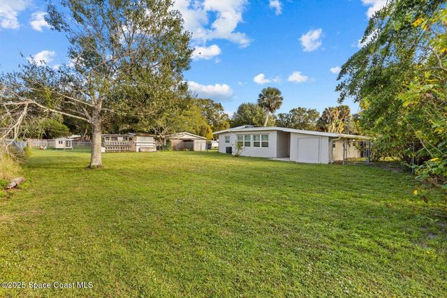 7506 Roberts Road, Fort Pierce, FL 34951