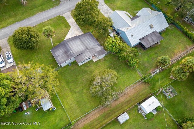 7506 Roberts Road, Fort Pierce, FL 34951