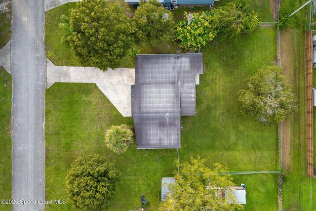 7506 Roberts Road, Fort Pierce, FL 34951