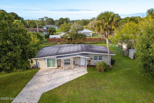 7506 Roberts Road, Fort Pierce, FL 34951