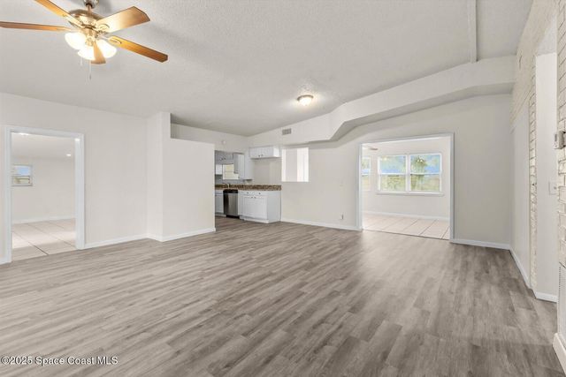 7506 Roberts Road, Fort Pierce, FL 34951