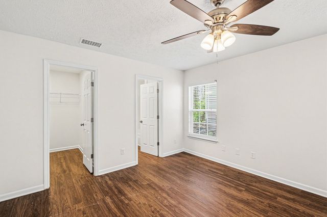 1375 E Nir Shreibman Blvd, La Vergne, TN 37086