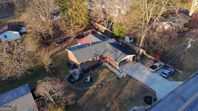 302 Holly Lane, Gainesville, GA 30501