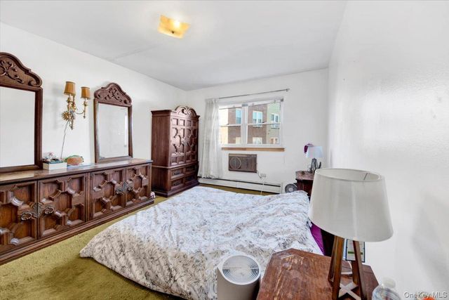 733 Rhinelander Avenue, Bronx, NY 10462