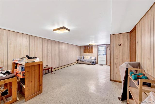 733 Rhinelander Avenue, Bronx, NY 10462